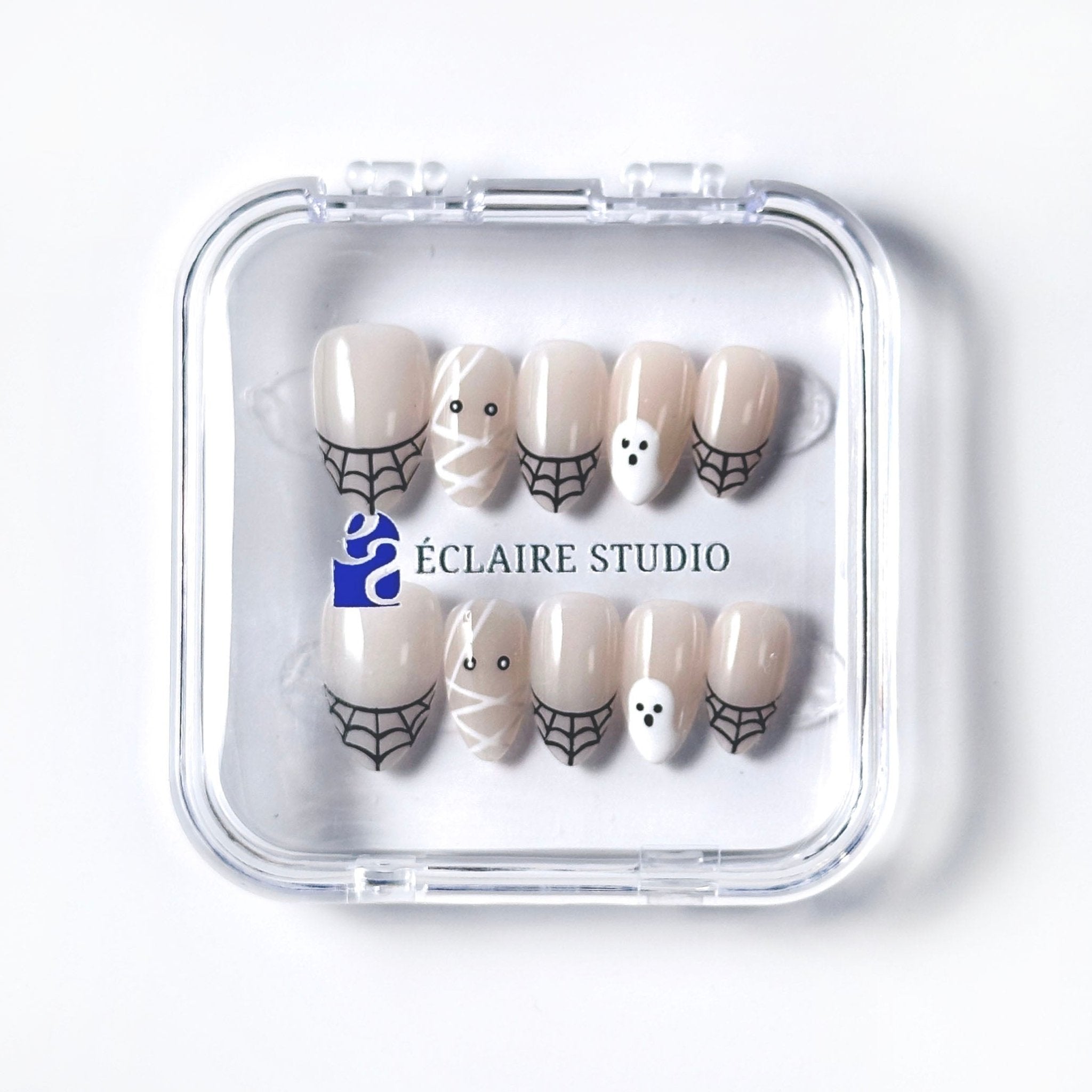 Peek-a-Boo - Eclaire Studio